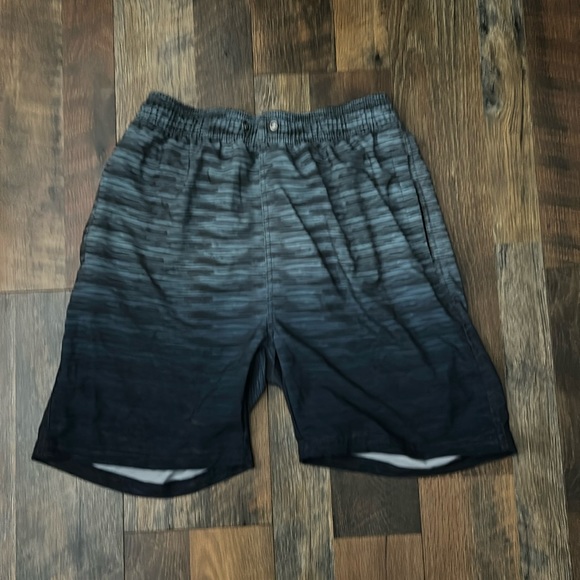 Men’s Swim Trunks (Large) - Picture 1 of 1